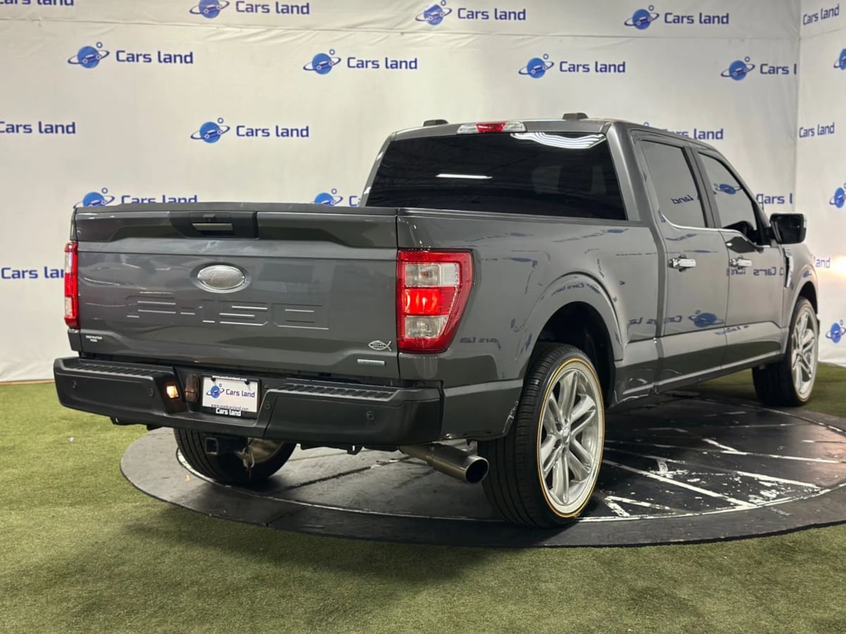 2022 Ford F-150 XL photo 3