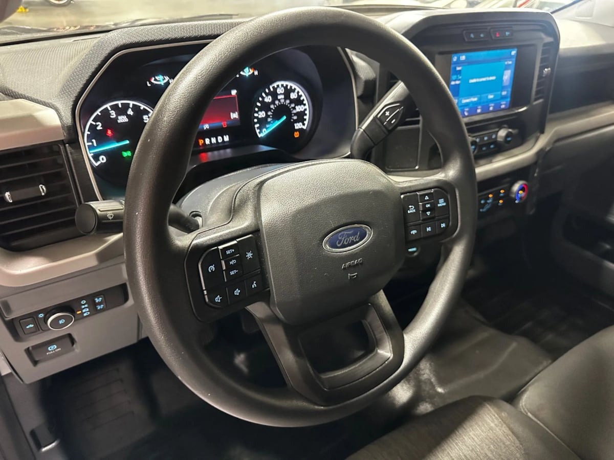 2022 Ford F-150 XL photo 11