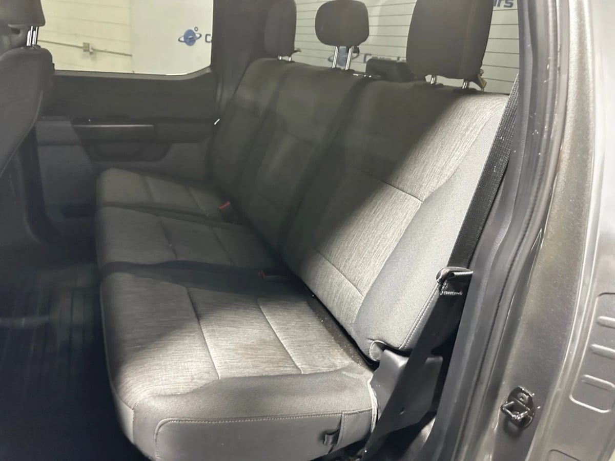 2022 Ford F-150 XL photo 17