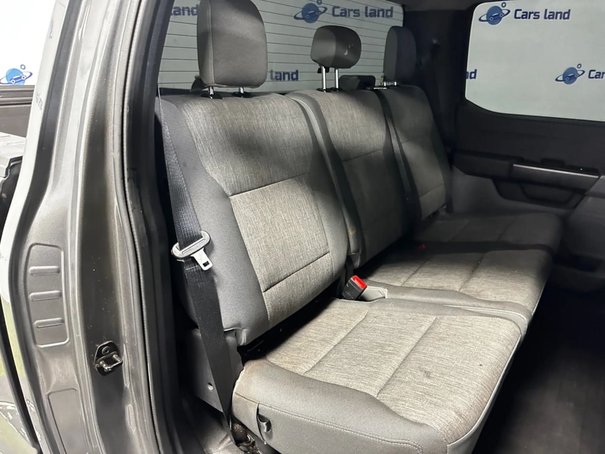 2022 Ford F-150 XL photo 22