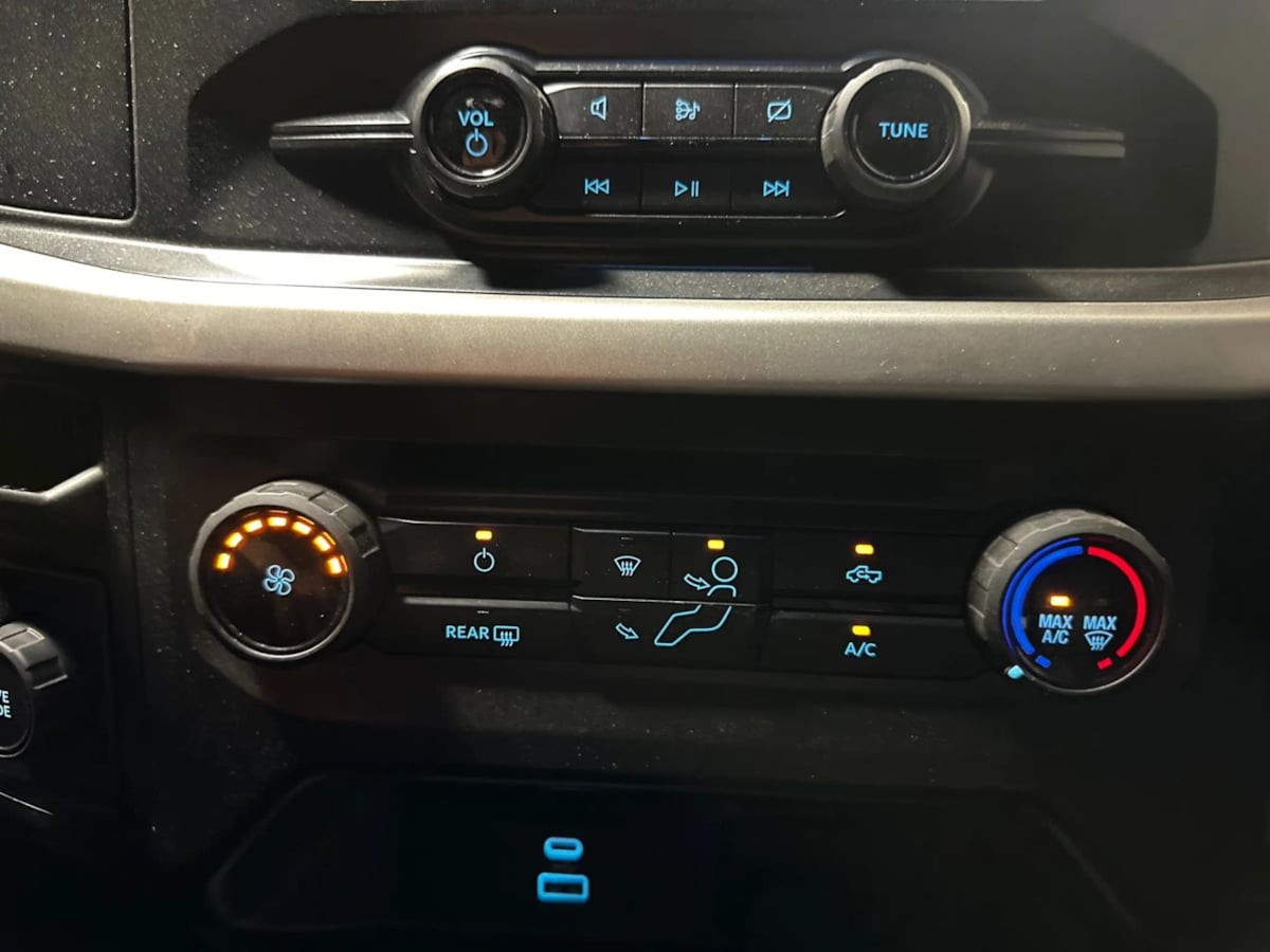 2022 Ford F-150 XL photo 42