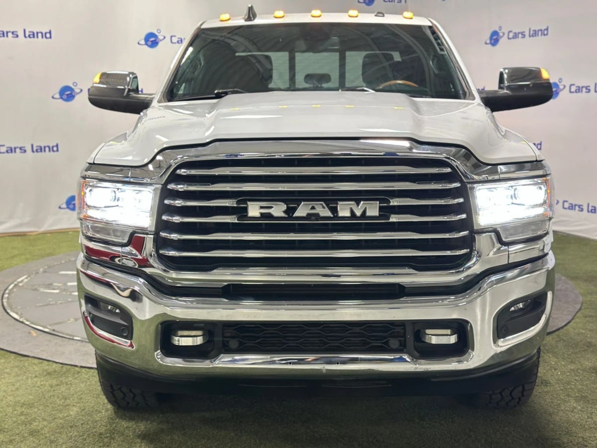 2021 Ram 3500 Longhorn photo 8