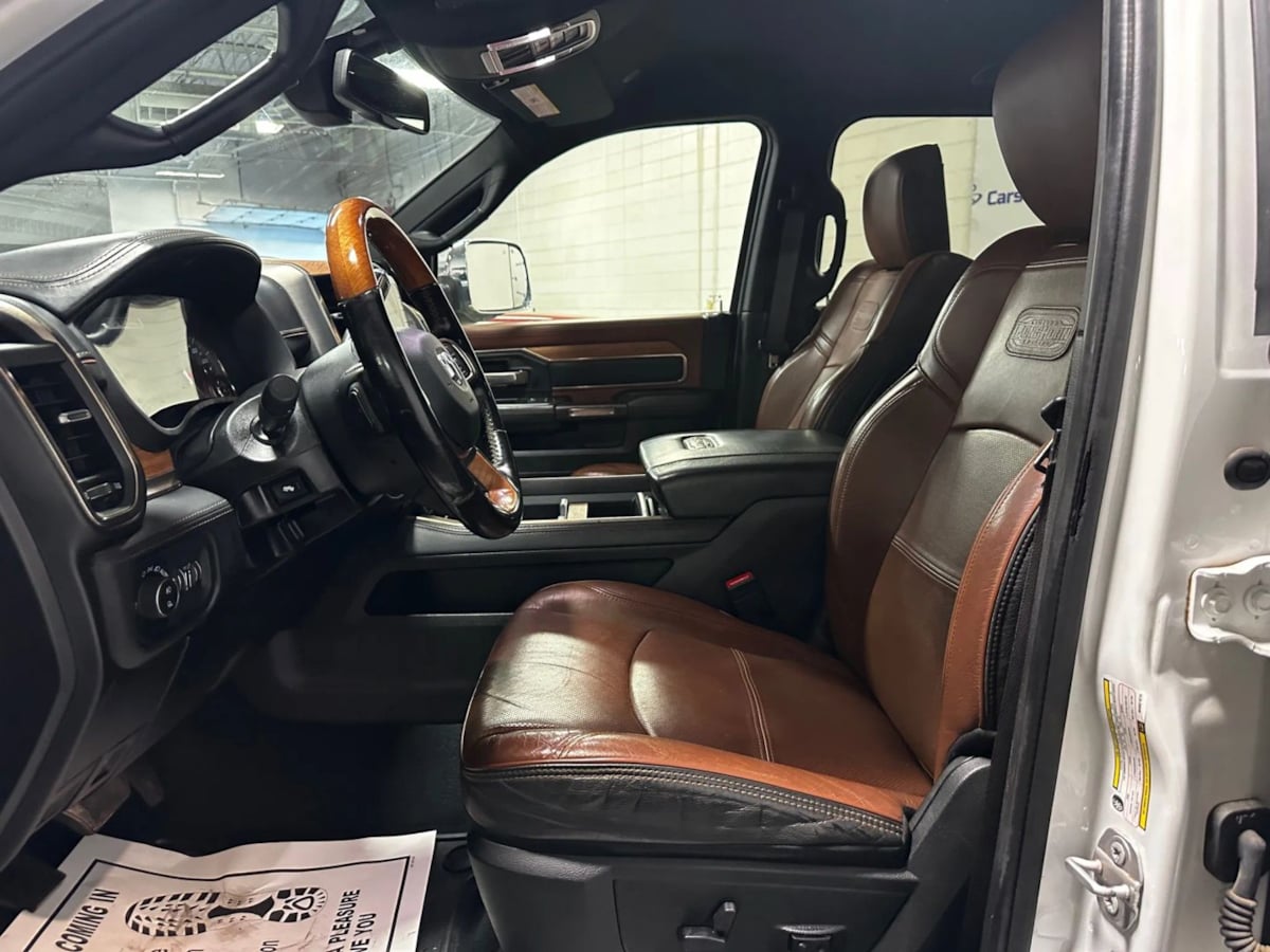 2021 Ram 3500 Longhorn photo 10