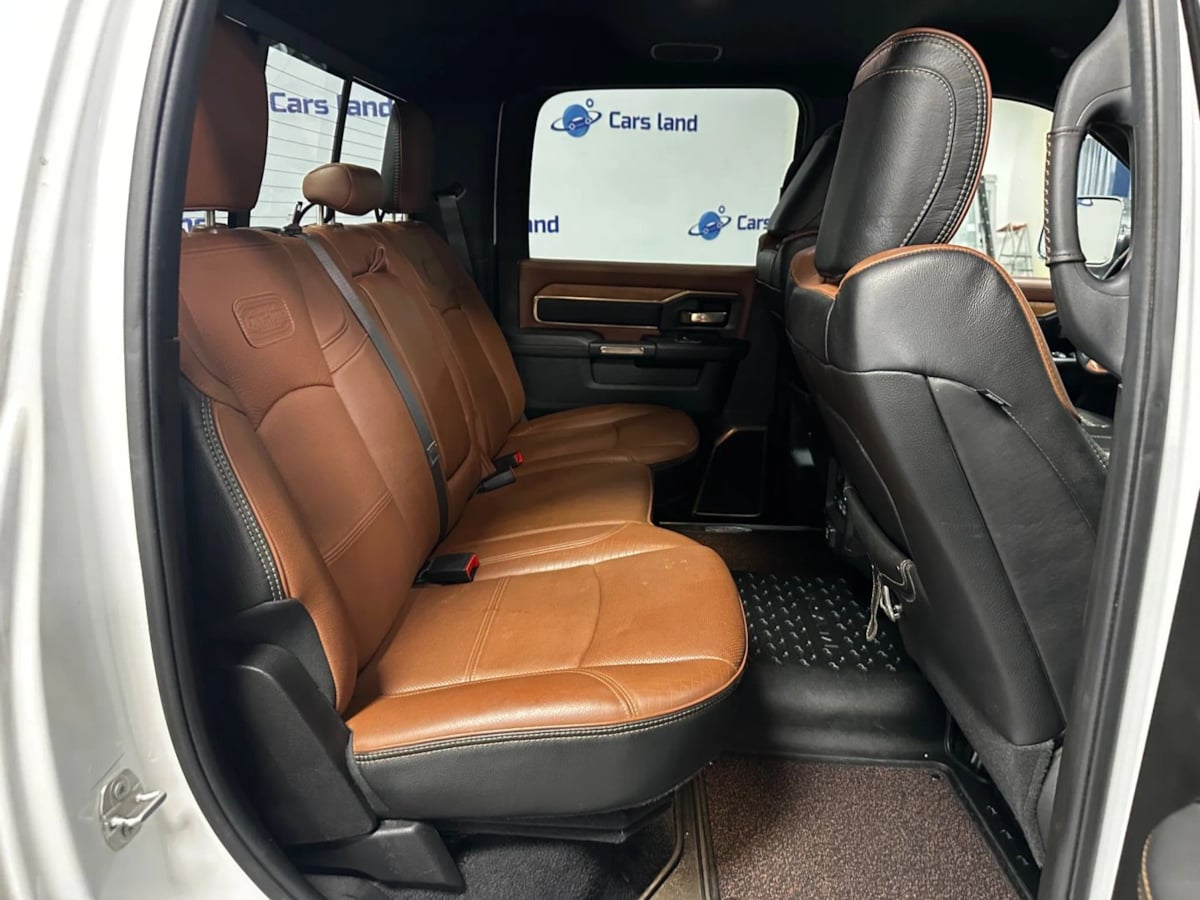 2021 Ram 3500 Longhorn photo 20