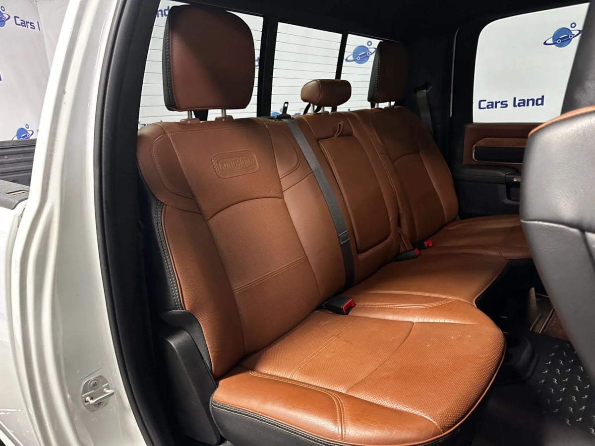 2021 Ram 3500 Longhorn photo 21