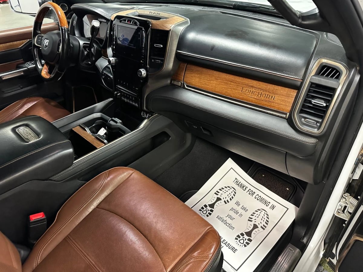 2021 Ram 3500 Longhorn photo 24
