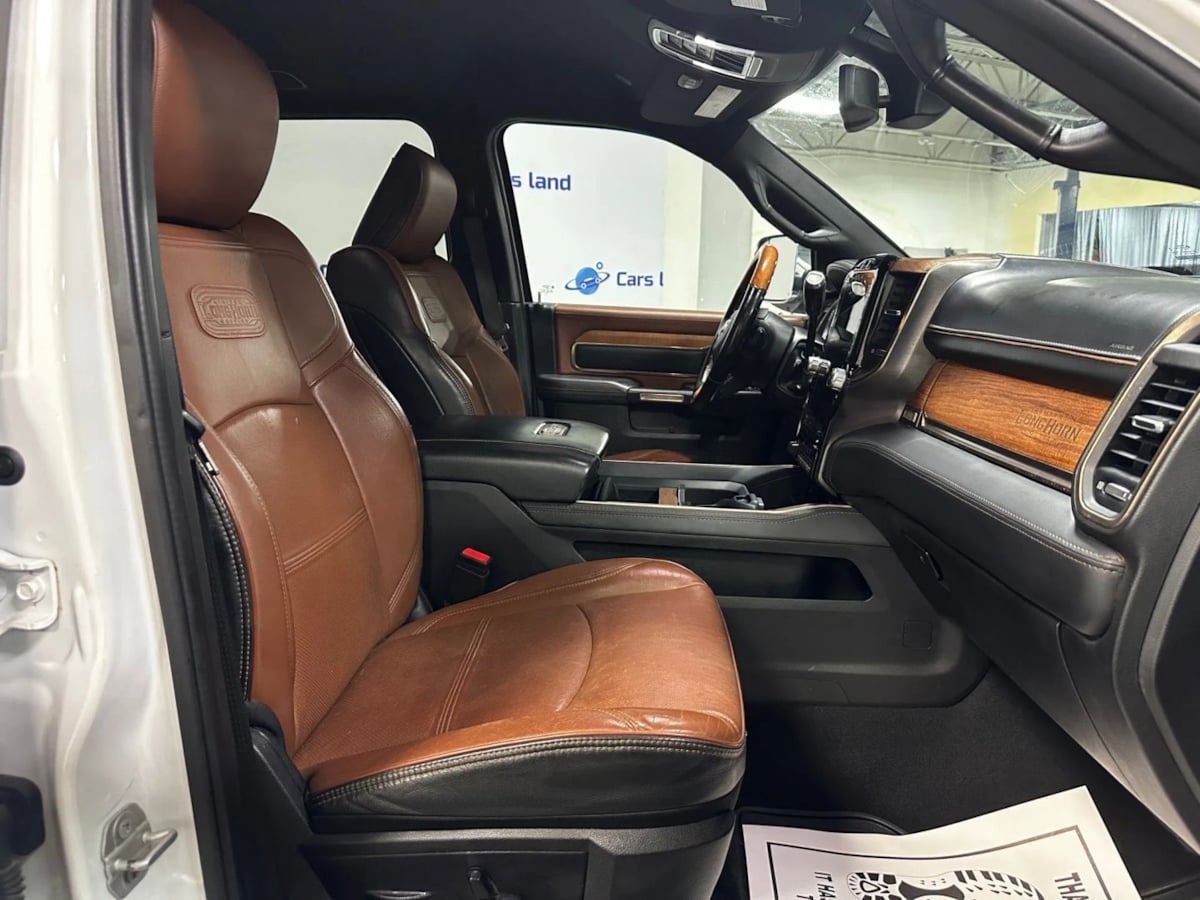 2021 Ram 3500 Longhorn photo 25