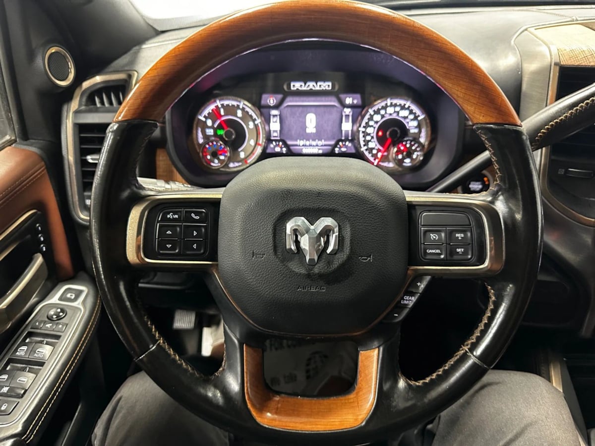 2021 Ram 3500 Longhorn photo 32