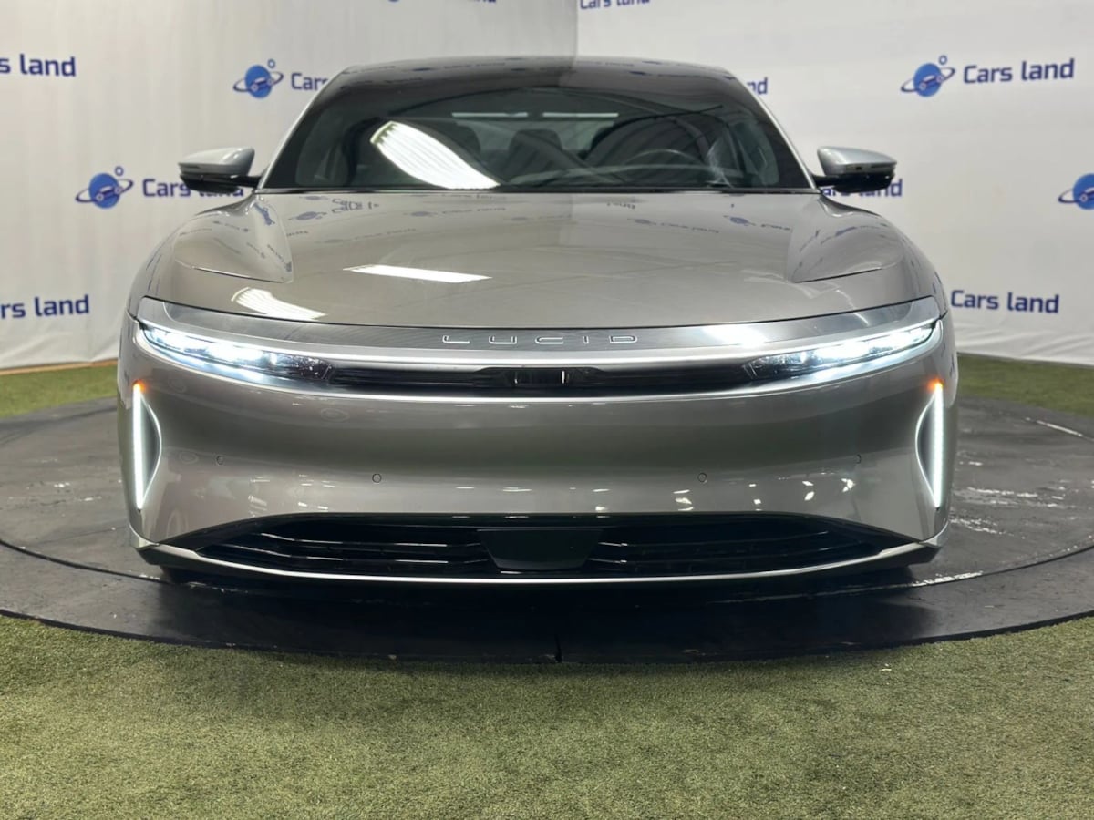 2022 Lucid Air Grand Touring photo 8