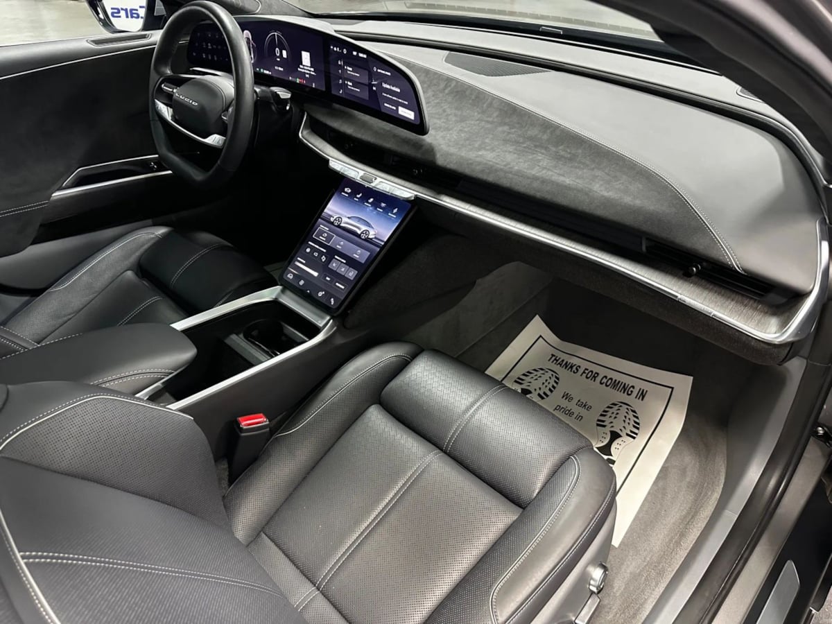 2022 Lucid Air Grand Touring photo 25