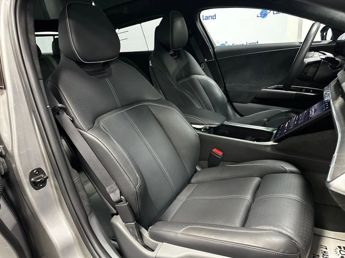 2022 Lucid Air Grand Touring photo 27