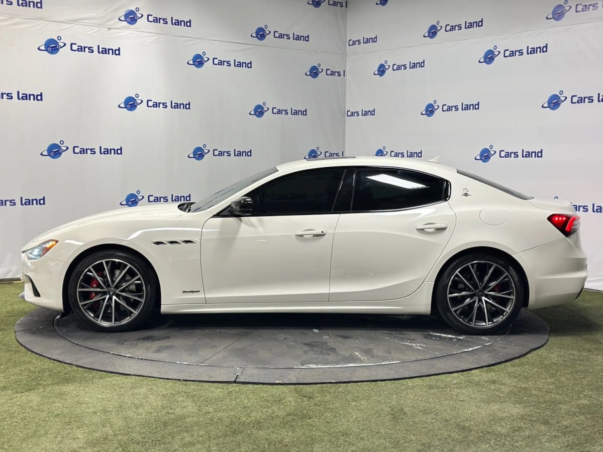 2021 Maserati Ghibli Q4 GranSport photo 7