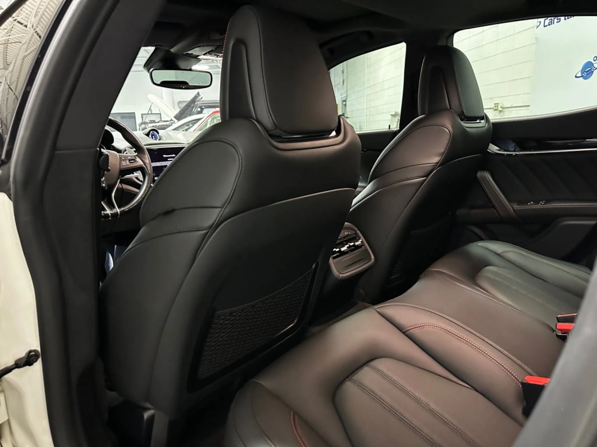 2021 Maserati Ghibli Q4 GranSport photo 16