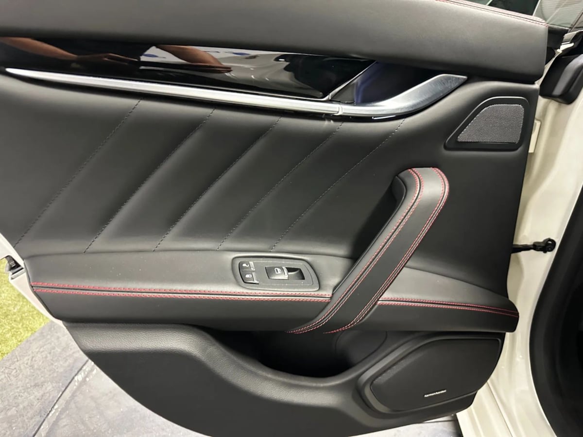 2021 Maserati Ghibli Q4 GranSport photo 19