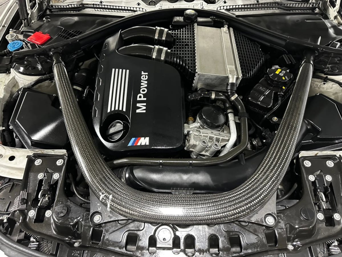 2016 Bmw M4 GTS photo 18