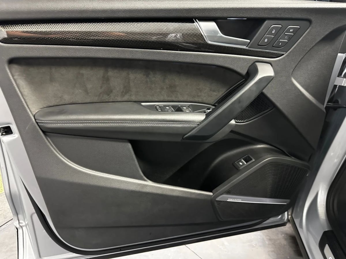 2020 Audi SQ5 Premium Plus photo 11