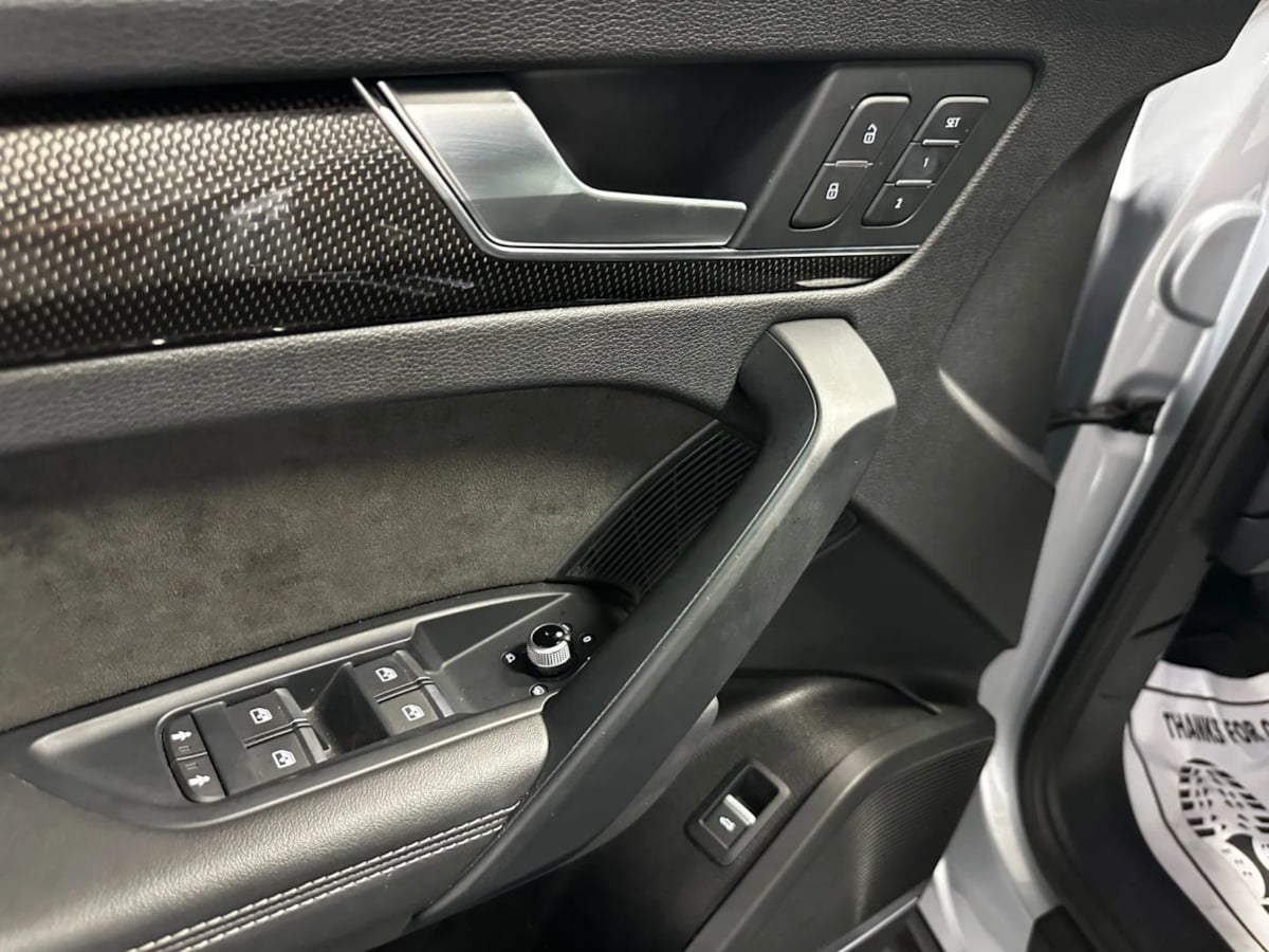 2020 Audi SQ5 Premium Plus photo 12