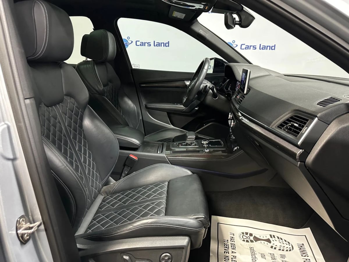 2020 Audi SQ5 Premium Plus photo 24
