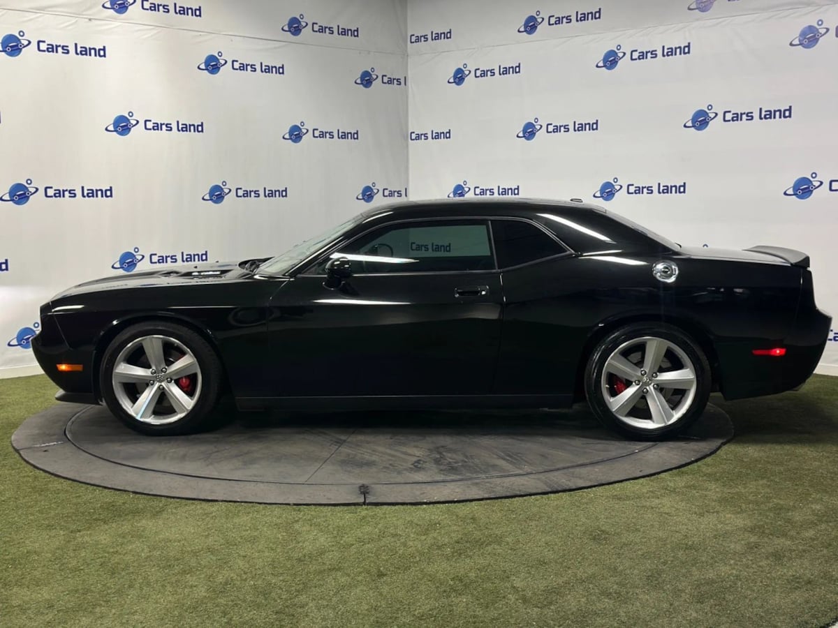 2009 Dodge Challenger SRT8 photo 7