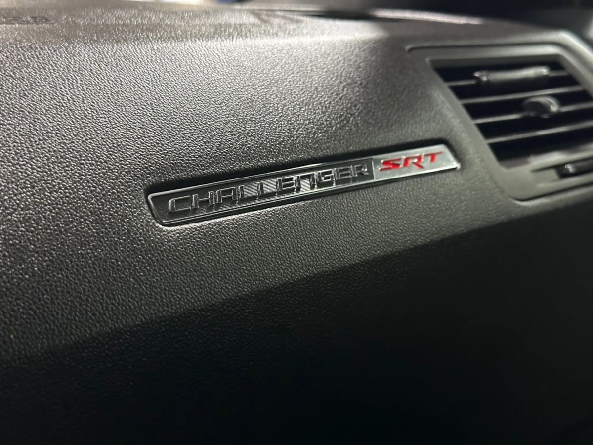 2009 Dodge Challenger SRT8 photo 27