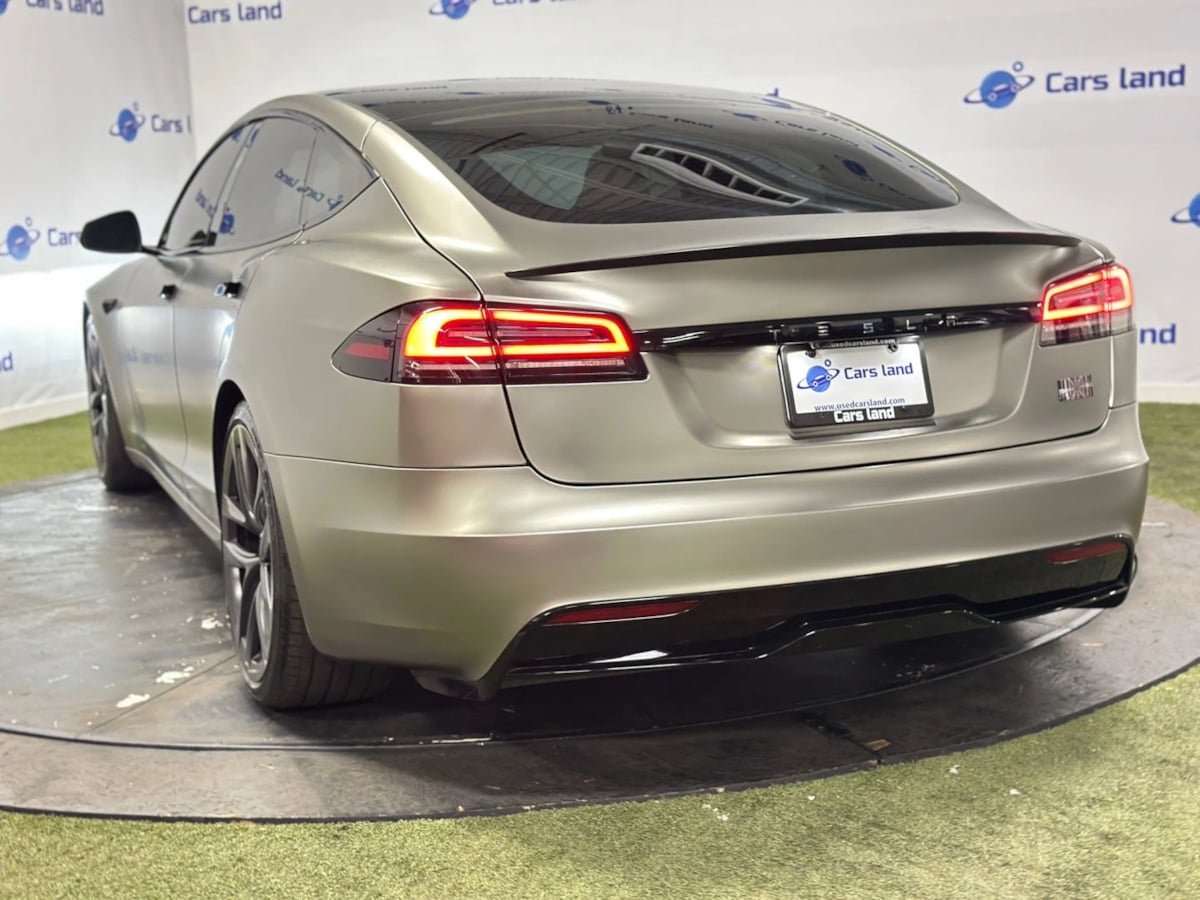 2023 Tesla Model S Plaid photo 4