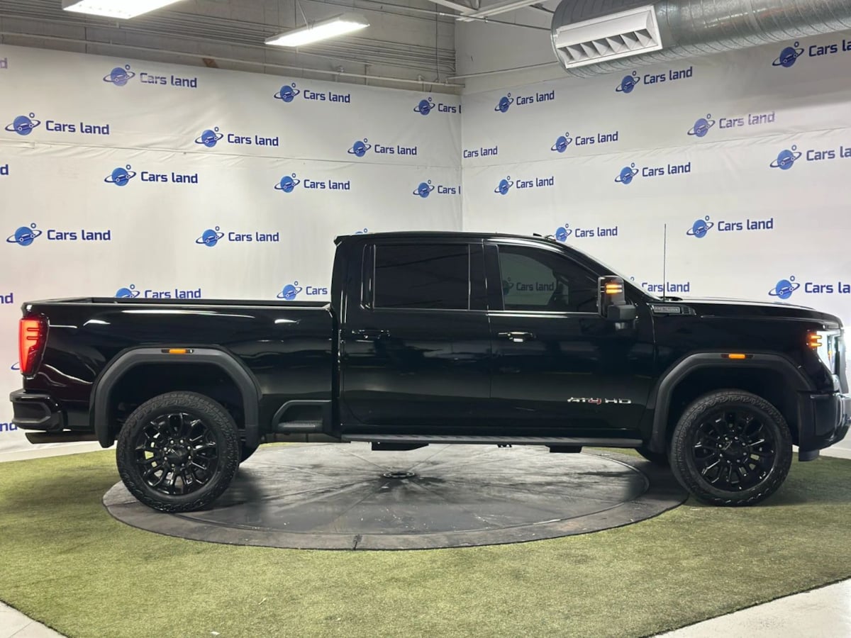 2025 Gmc Sierra HD AT4 photo 2