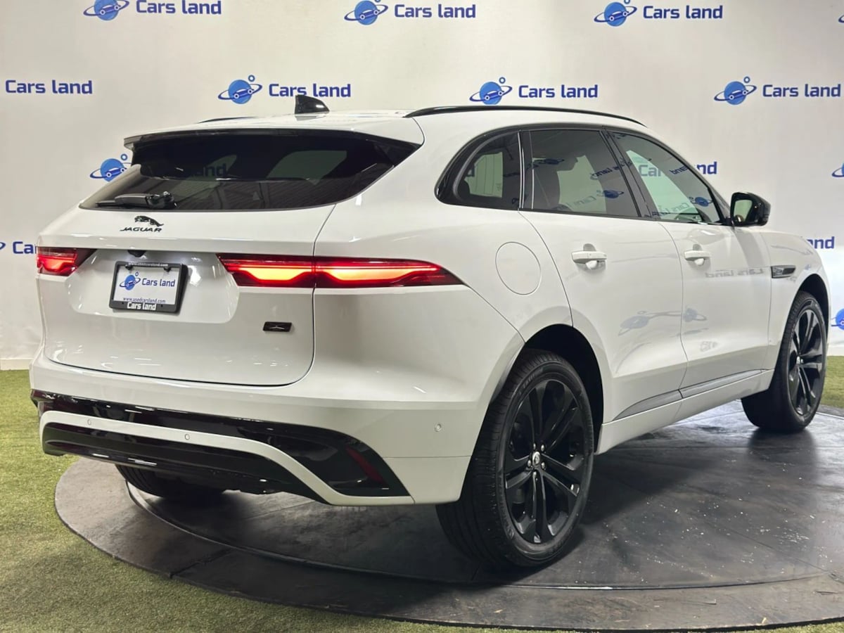 2026 Jaguar F-PACE R-Dynamic S P250 photo 3