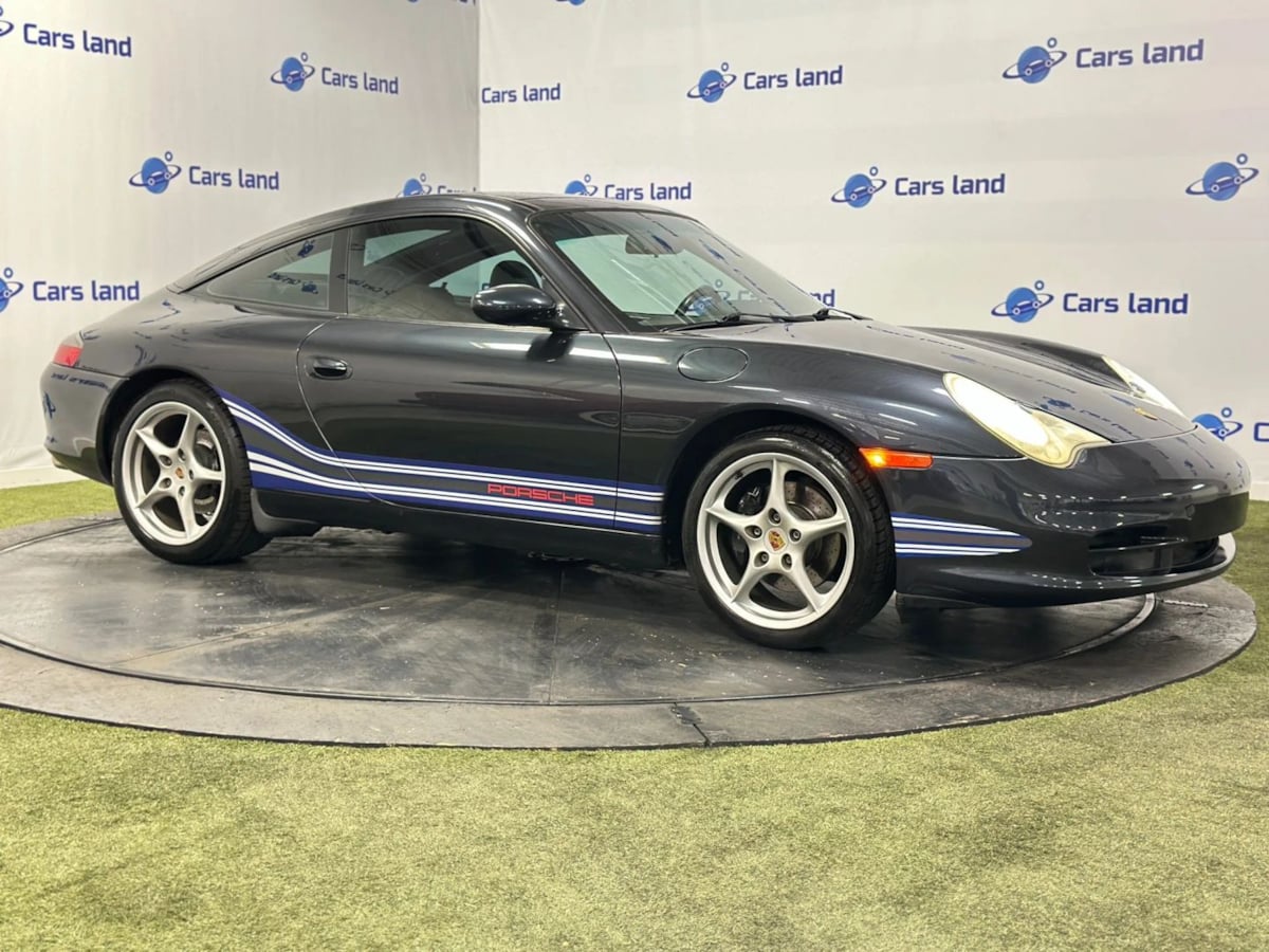 2004 Porsche 911 Targa photo 2