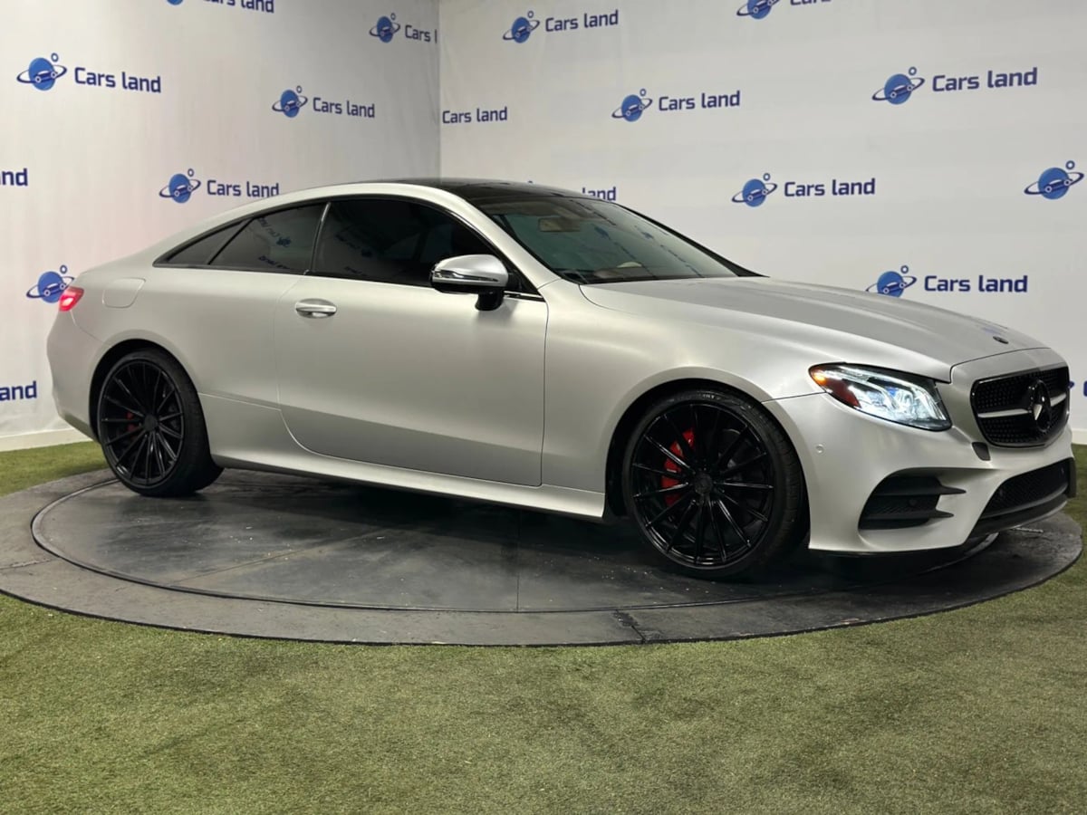 2018 Mercedes Benz E 400 Coupe photo 2