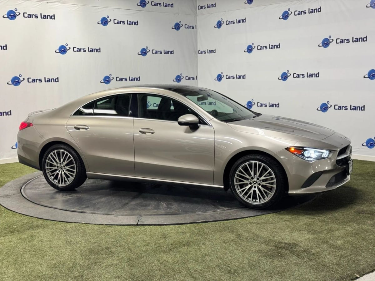 2020 Mercedes Benz CLA 250 4MATIC photo 2