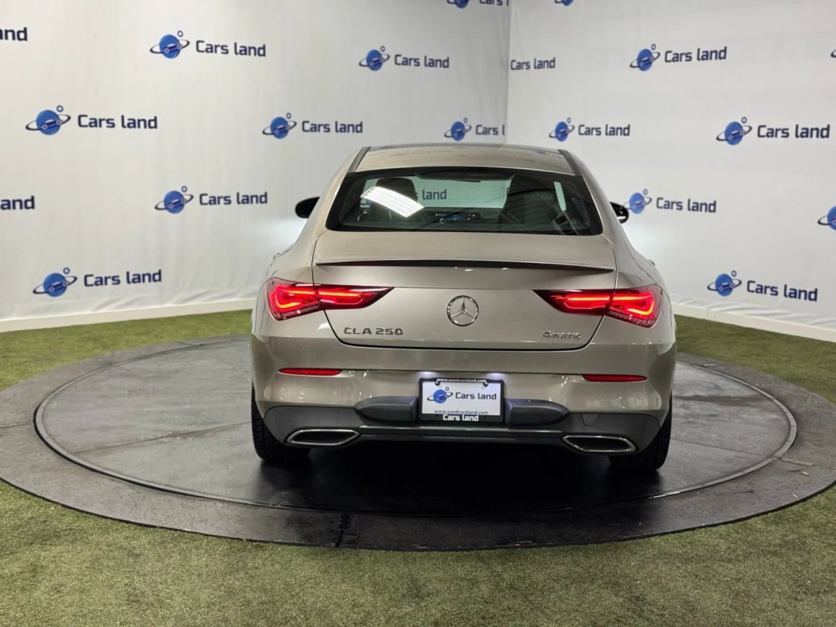 2020 Mercedes Benz CLA 250 4MATIC photo 4