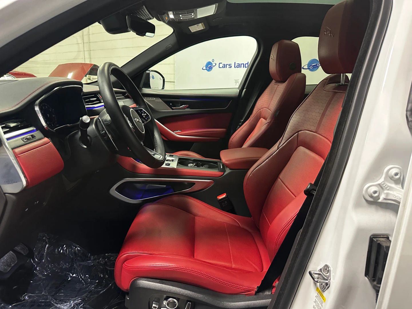 2026 Jaguar F-Pace R-Dynamic S - Photo 10