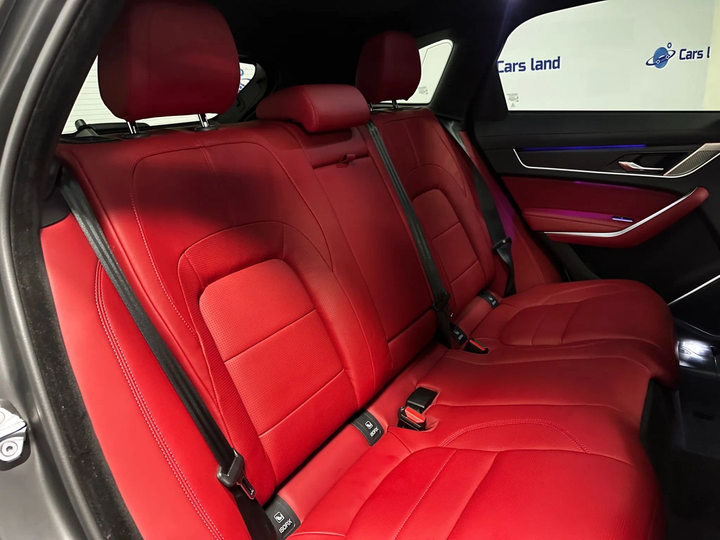 2026 Jaguar F-Pace R-Dynamic S - Photo 21