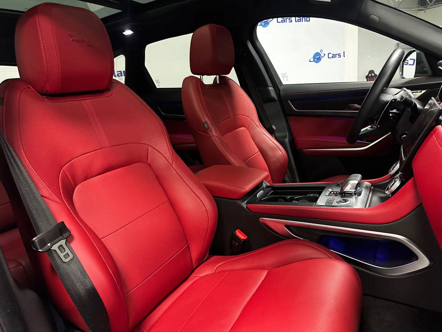 2026 Jaguar F-Pace R-Dynamic S - Photo 25