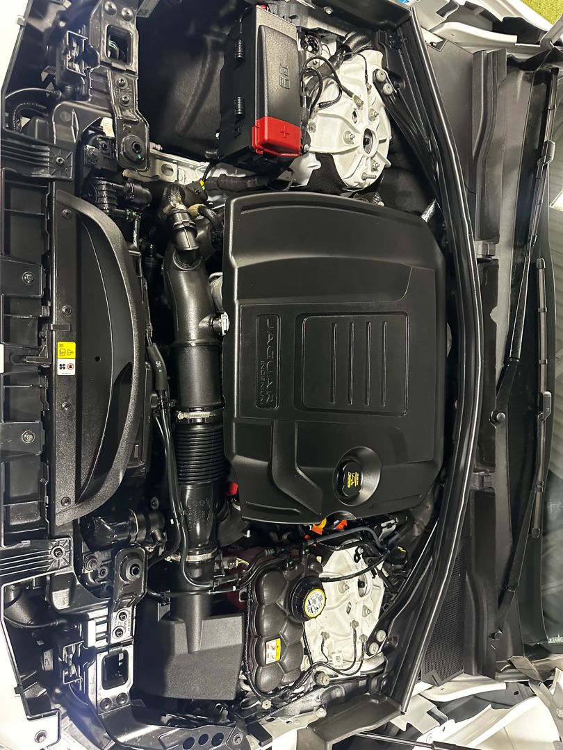 2026 Jaguar F-Pace R-Dynamic S - Photo 27