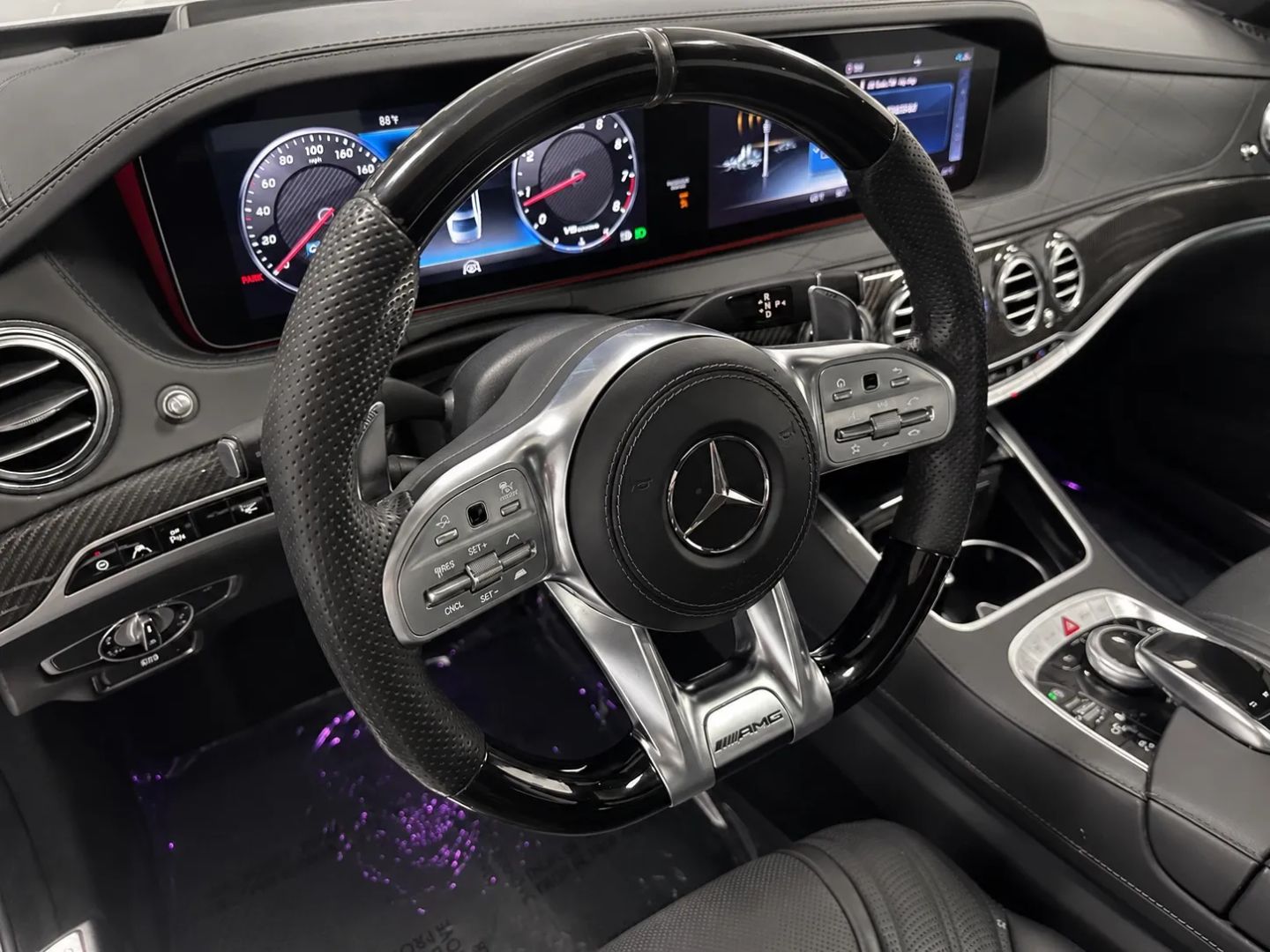 Mercedes-Benz S 63 photo 10