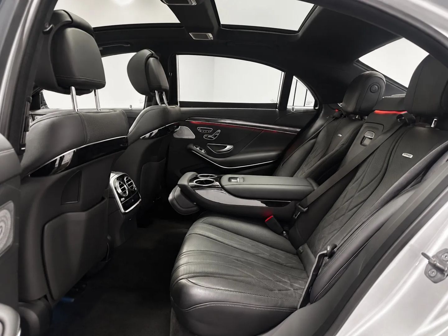 Mercedes-Benz S 63 photo 15