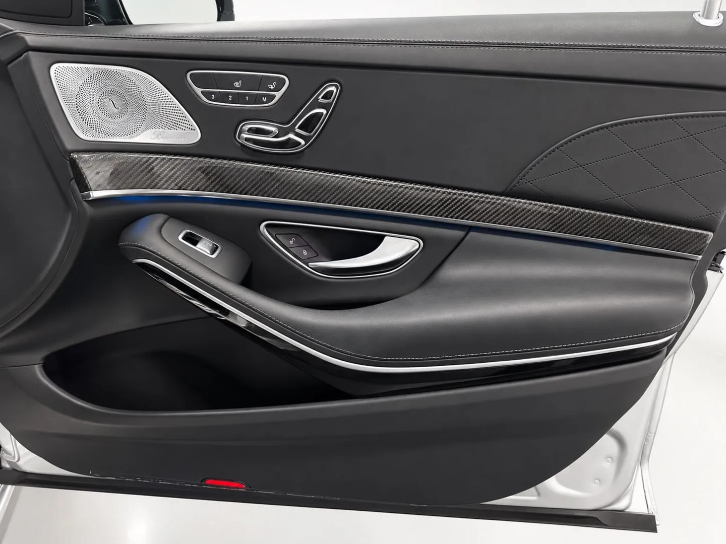 Mercedes-Benz S 63 photo 28