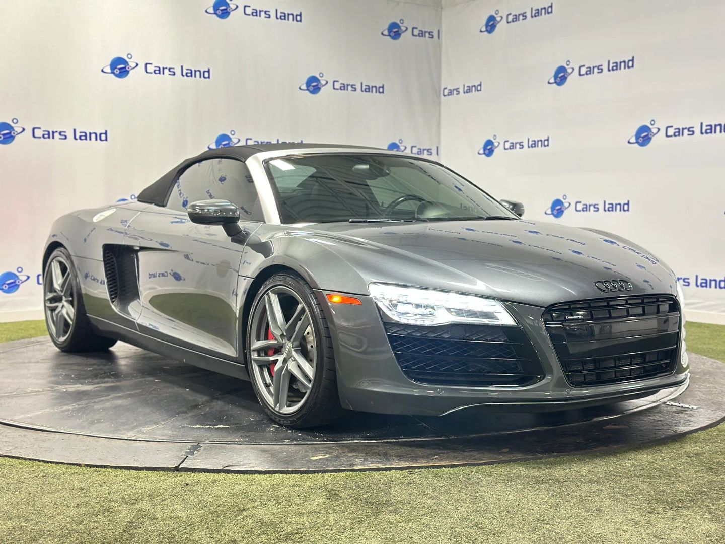 2015 Audi R8 4.2 FSI Spyder Quattro S tronic's photo