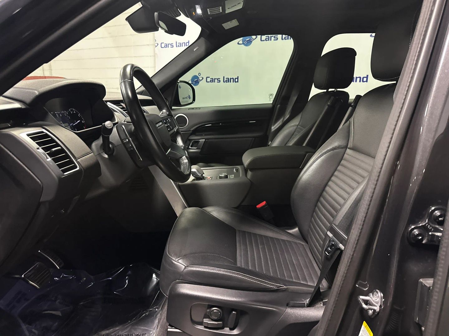 2023 Land Rover Discovery S R Dynamic - Photo 10