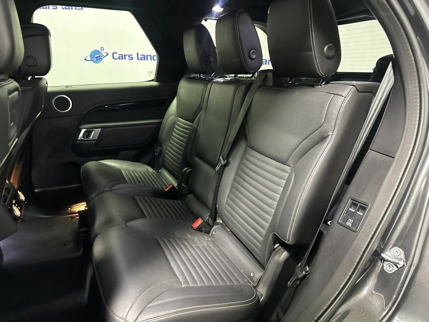 2023 Land Rover Discovery S R Dynamic - Photo 15