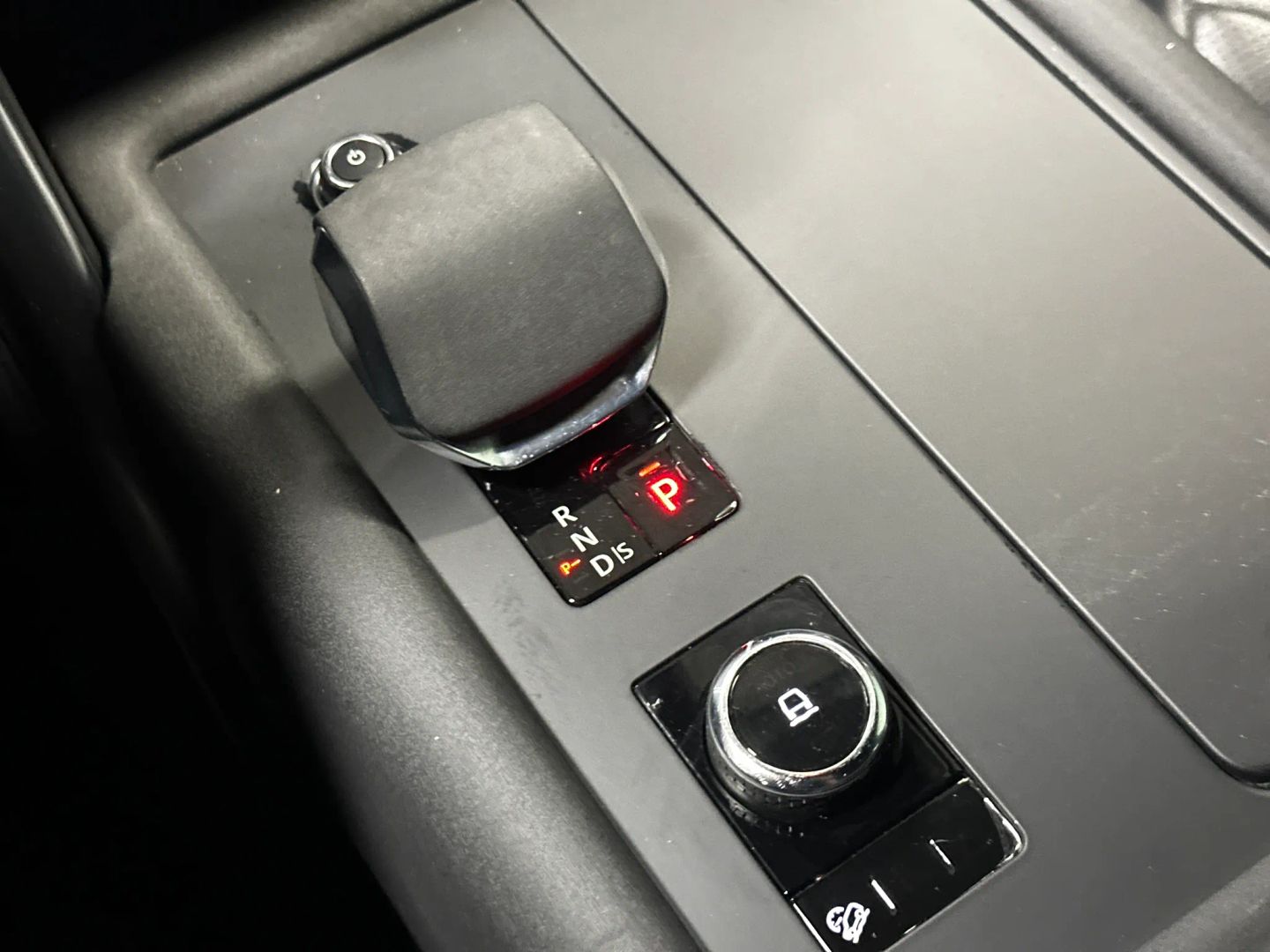 2023 Land Rover Discovery S R Dynamic - Photo 45