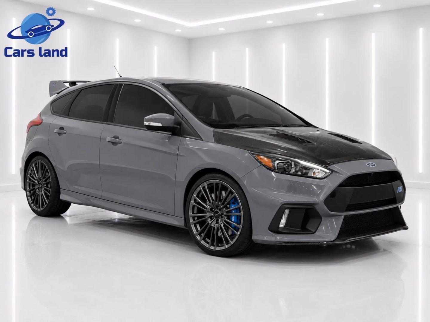 2017 Ford Focus 5 Door Hatch RS's photo