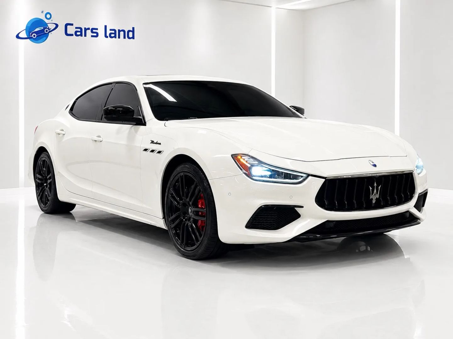 2022 Maserati Ghibli Modena Q4