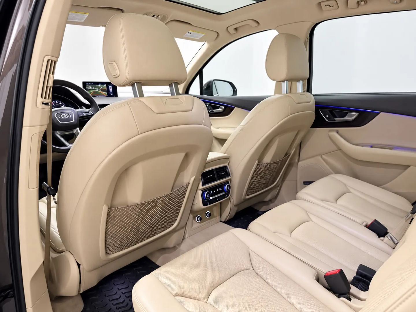 Audi Q7 photo 14