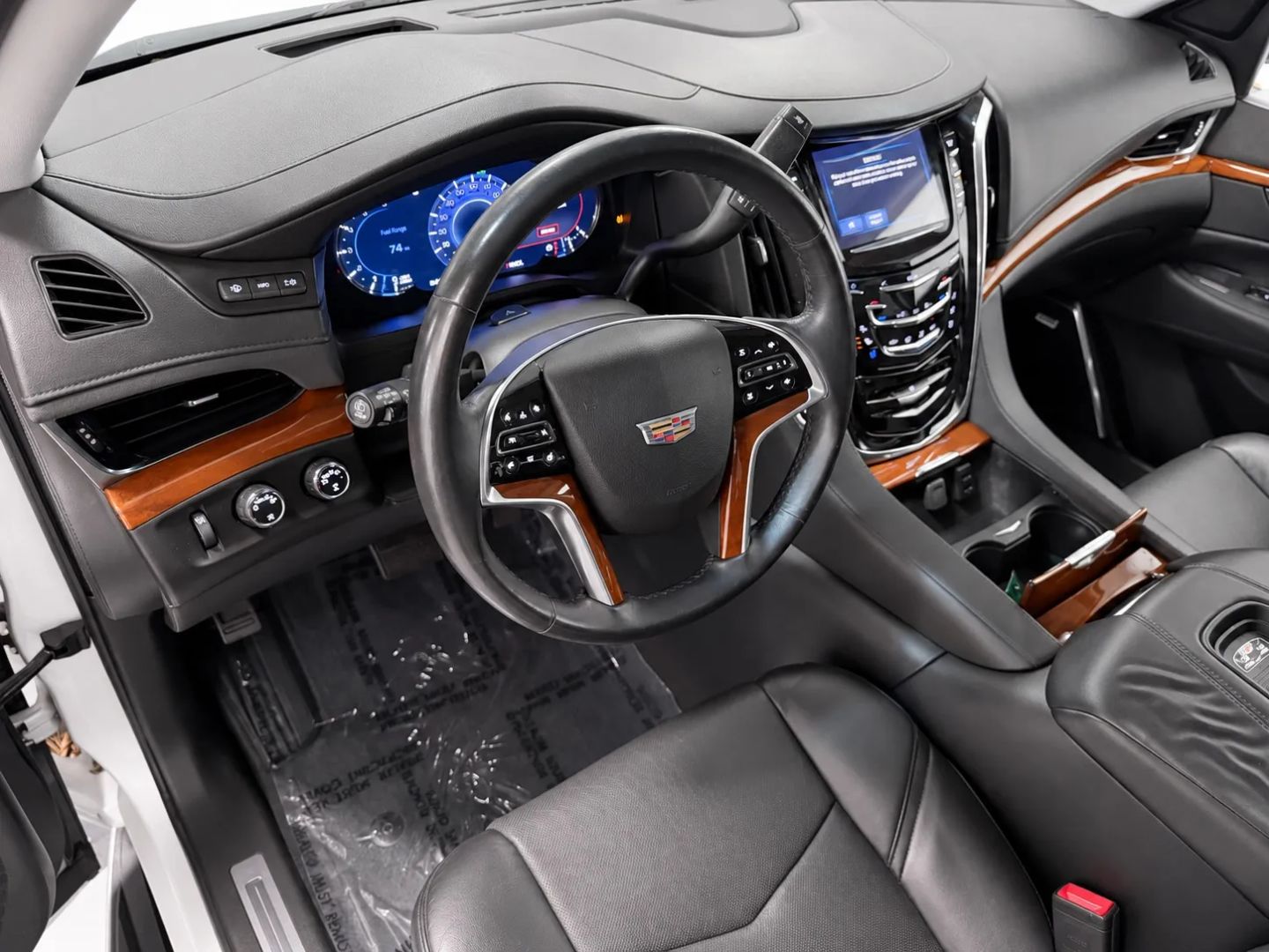 Cadillac Escalade photo 9