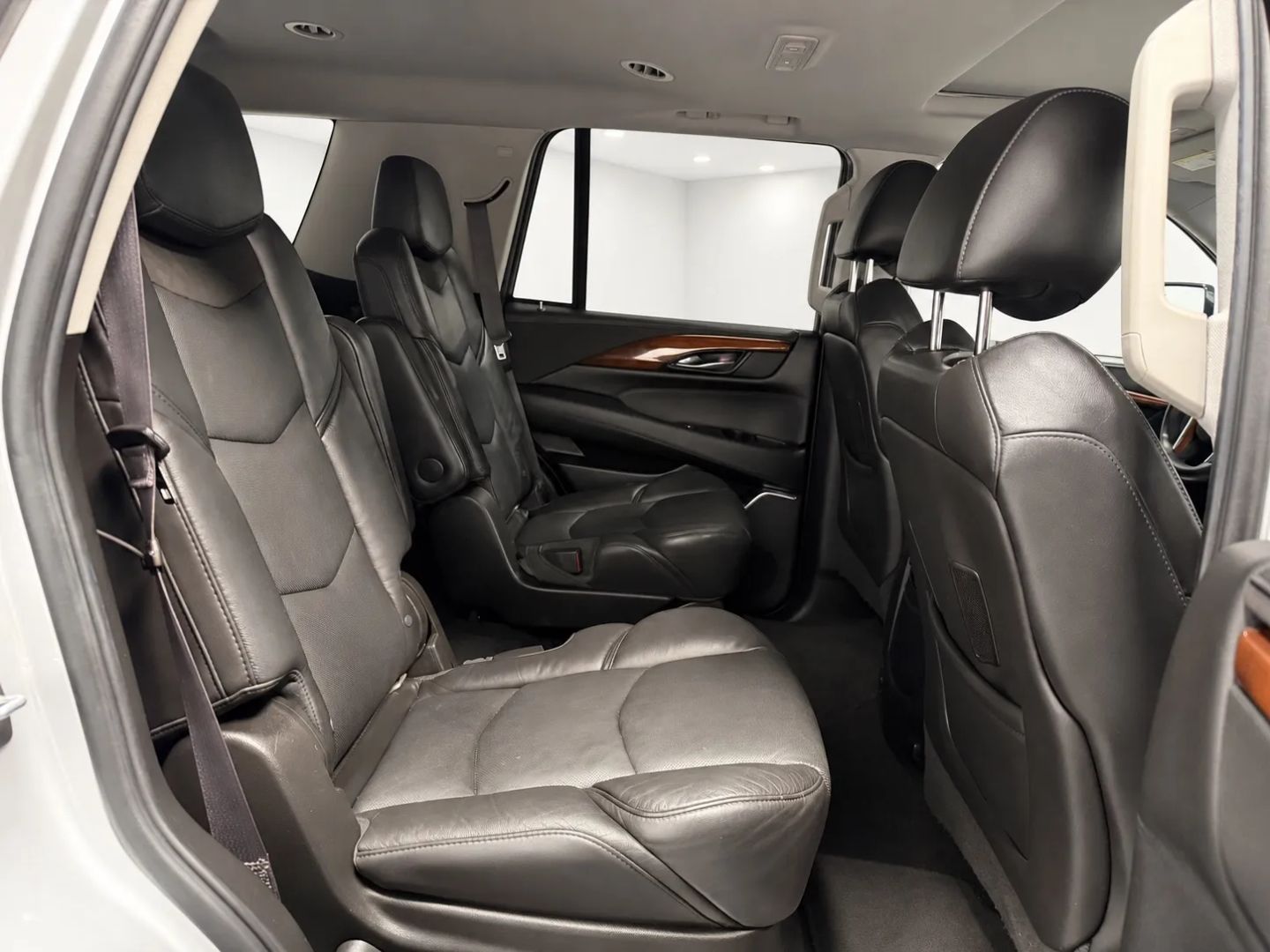 Cadillac Escalade photo 24