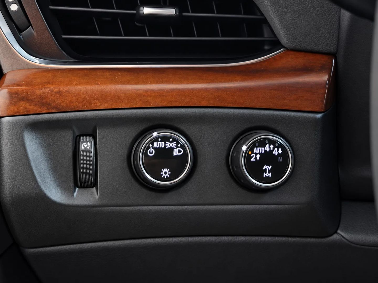 Cadillac Escalade photo 37