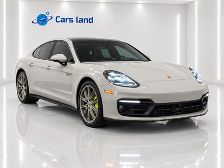 2022 Porsche Panamera 4 E-Hybrid