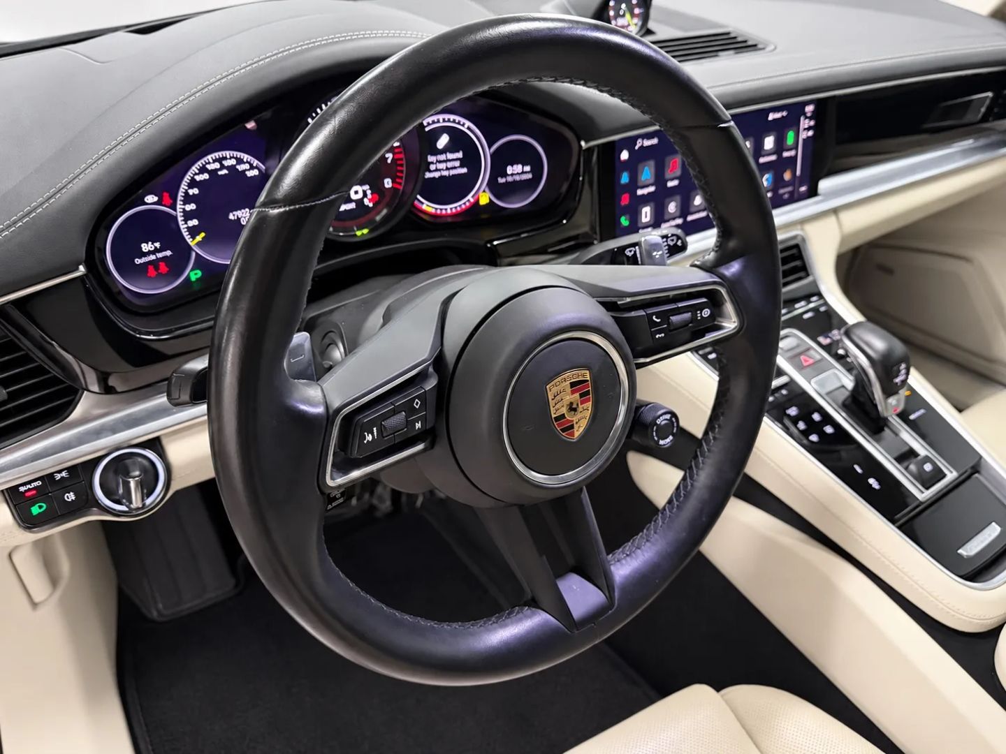 Porsche Panamera photo 10